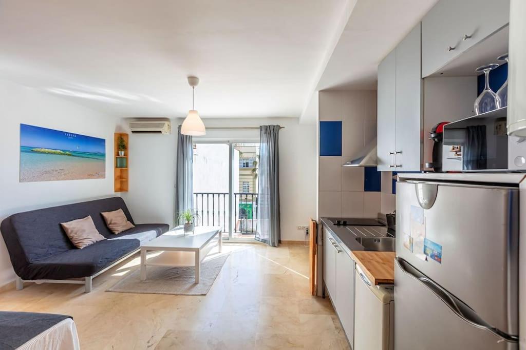Apartamento En La Calle Principal Con Solarium. ตาริฟา ภายนอก รูปภาพ